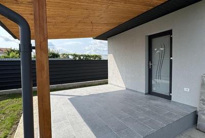 Casă cu 3 camere cu Teren 600 Mp în Cordun