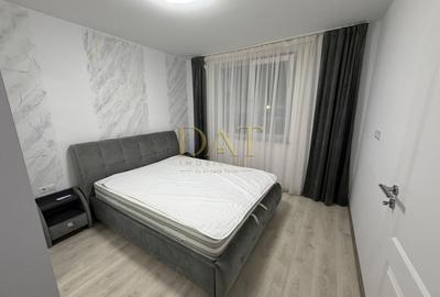 Apartament cu 3 camere decomandat în Florești