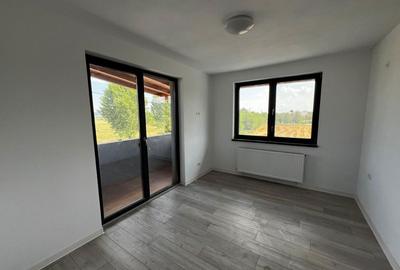 Casă cu 4 camere în Mihăești - 3