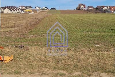 Teren de 3400 mp, în Sfântu Ilie - 1