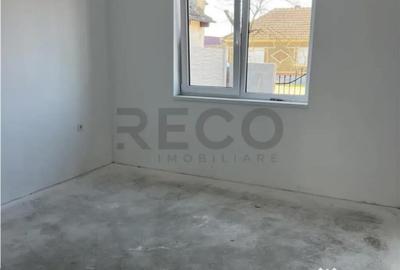 Casă cu 4 camere cu Teren 719 Mp în Livada de Bihor - 17