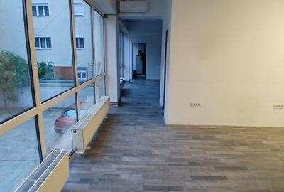 Spațiu Comercial Premium – 120 mp, Vizibilitate Maximă, Zonă Iulius - 10