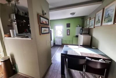 SPITALUL JUDETEAN - 3 cam - 2 bai - 2 balcoane - decomandat - centrala proprie SPITALUL JUDETEAN - 3 cam - 2 bai - 2 balcoane - decomandat - centrala proprie - 4