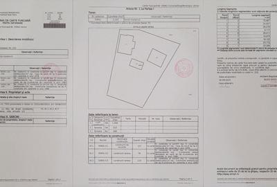 Casă cu 4 camere decomandat în Central