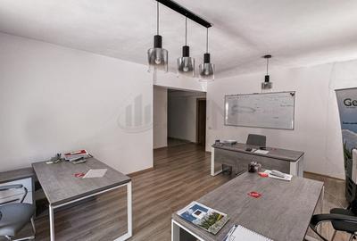 Apartament cu 4 camere decomandat, mobilat în Victoriei - 9