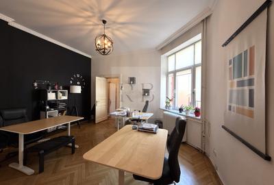 Casă individuală cu 6 camere cu Canalizare în Moșilor - 19