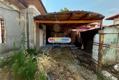Casă cu 2 camere cu Teren 137 Mp în 8 Martie - 2