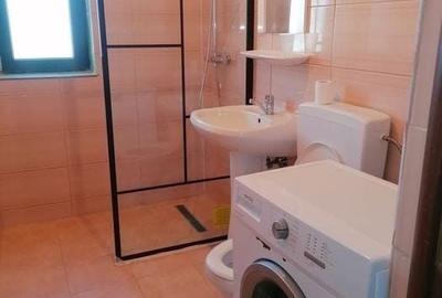 Apartament cu 2 camere decomandat în Lotrioara