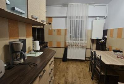 Apartament cu 2 camere decomandat în Noua - 9