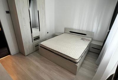 Apartament cu 2 camere semidecomandat în Micro 19 - 1