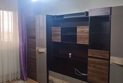 Apartament cu 2 camere decomandat în Micro 20 - 6