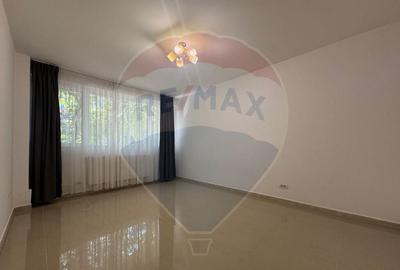 Apartament 2camere de inchiriat langa metrou - 13