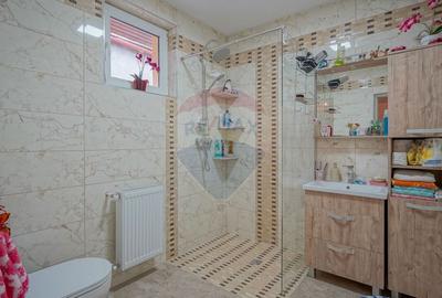 Comision 0 %! Casă de vânzare în Săcele, zona Cernatu! - 22