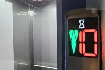 Apartament cu 3 camere decomandat în Spitalului - 11