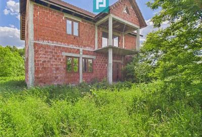 Casa la ro?u, P+1, in localitatea Beliu, Arad - 1