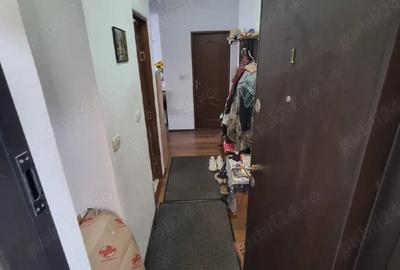 Apartament cu 3 camere decomandat în Central - 9