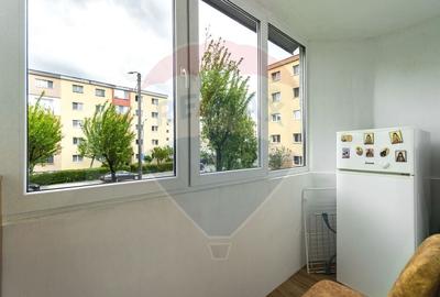 Apartament cu 1 camere decomandat, mobilat în Tractorul - 5