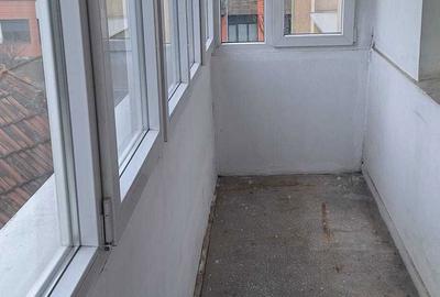 Apartament cu 3 camere semidecomandat în Dosu Bricii - 2