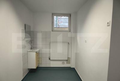 Spatiu autorizat medical de vanzare, 50 mp utili, zona centr - 7