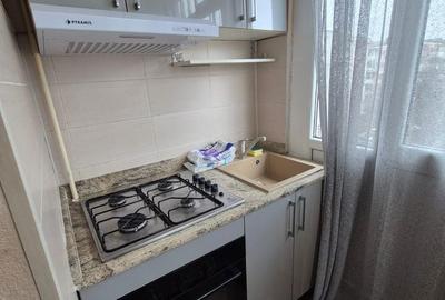 Apartament cu 2 camere decomandat în Calea București - 9