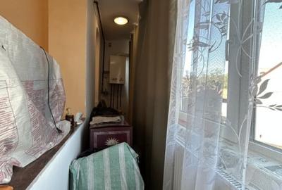 Apartament 2 camere, semidecomandat, etajul 1, zona Sagului - 9