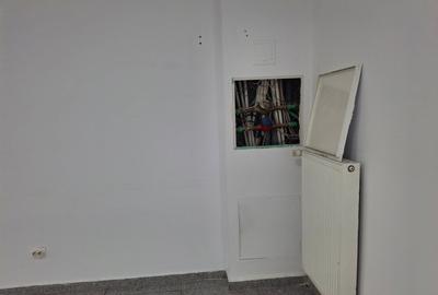 Spațiu comercial, de 85 mp, în Titan - 9