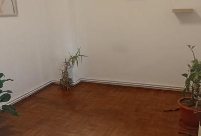 3 camere parter casa zona B Vacarescu - Parc Circului metrou 750 m - 3