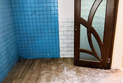 Casă cu 2 camere cu Teren 1600 Mp în Slatina-Nera - 2