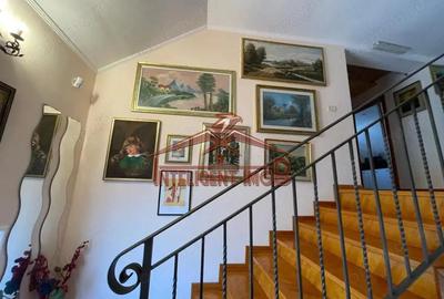 Casă cu 5 camere cu Teren 900 Mp în Hurez - 2