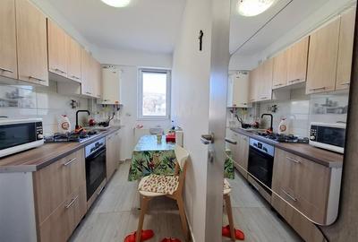 Garsonieră decomandată, mobilată în Bucium - 4