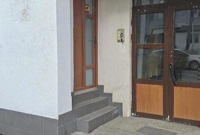 Spațiu comercial, de 18 mp, în Alexandru cel Bun - 1