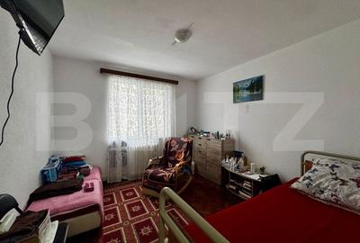 Apartament de vazare, cu 4 camere, 90 mp + balcoane, zona Lama, etaj intermediar - 5