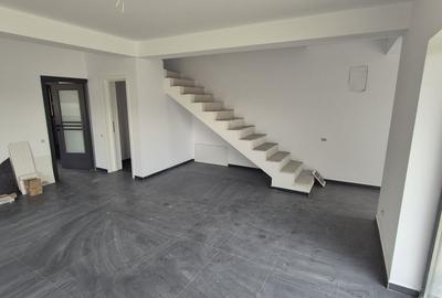 Casă cu 4 camere în Central - 5