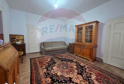 Casă cu 2 camere decomandat cu Teren 102 Mp în Ultracentral - 3