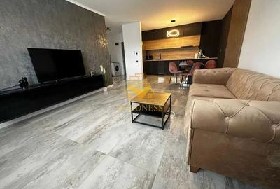 Apartament cu 2 camere semidecomandat în Sopor