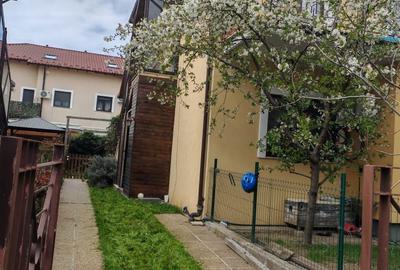 Apartament cu 3 camere semidecomandat în Mogoșoaia - 1