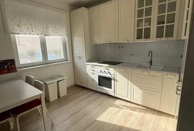 Apartament cu 3 camere semidecomandat în Girocului - 7
