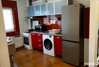 Inchiriez apartamenr 2 camere Favorit - 1 min de metrou - 3