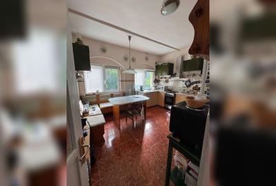 Casă cu 4 camere cu Canalizare în Andrei Mureșanu - 5