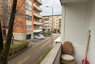 Apartament cu 2 camere decomandat în Cetate - 3
