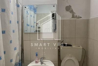 Apartament cu 4 camere semidecomandat, mobilat în Micro 15 - 15