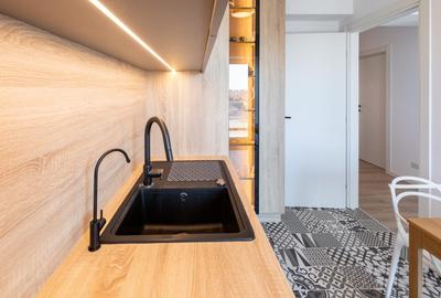 Apartament cu 3 camere decomandat în 13 Septembrie - 14