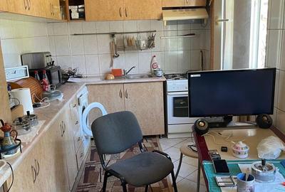 Casă cu 4 camere cu Teren 330 Mp în Beba Veche - 1