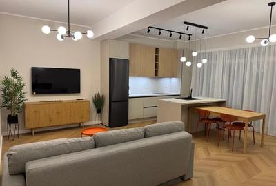 Apartament cu 3 camere decomandat, mobilat în Pipera