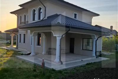 Casă cu 5 camere cu Teren 1040 Mp în Central - 2