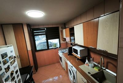 Apartament cu 3 camere semidecomandat în Giulești - 1