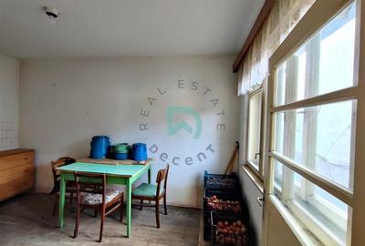 Casă individuală cu 4 camere cu Canalizare în Central - 8