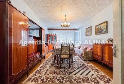 Apartament cu 4 camere decomandat în Liliacului - 4