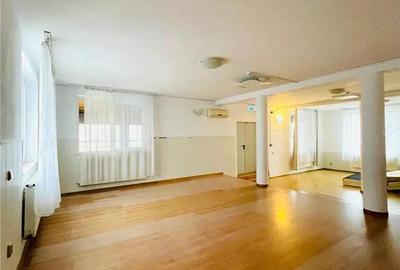 Casă cu Teren 1923 Mp în Ghencea - 3