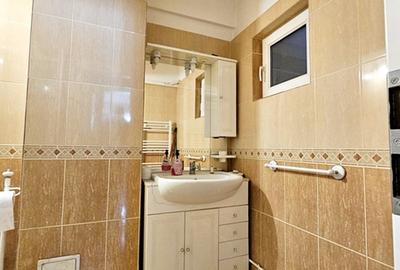 Apartament cu 2 camere decomandat în Capitol - 16